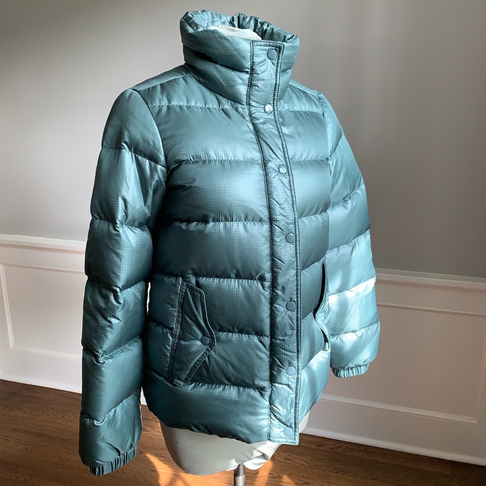 J Crew sage green Puffer Jacket size Small